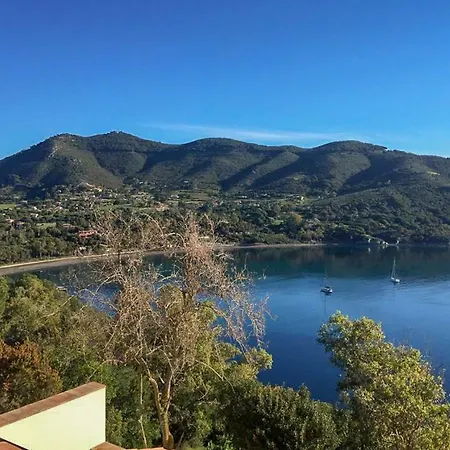 Immersa Nel Parco Con Vista Strepitosa Sul Mare Дом отдыха *